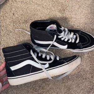 vans high top sneakers